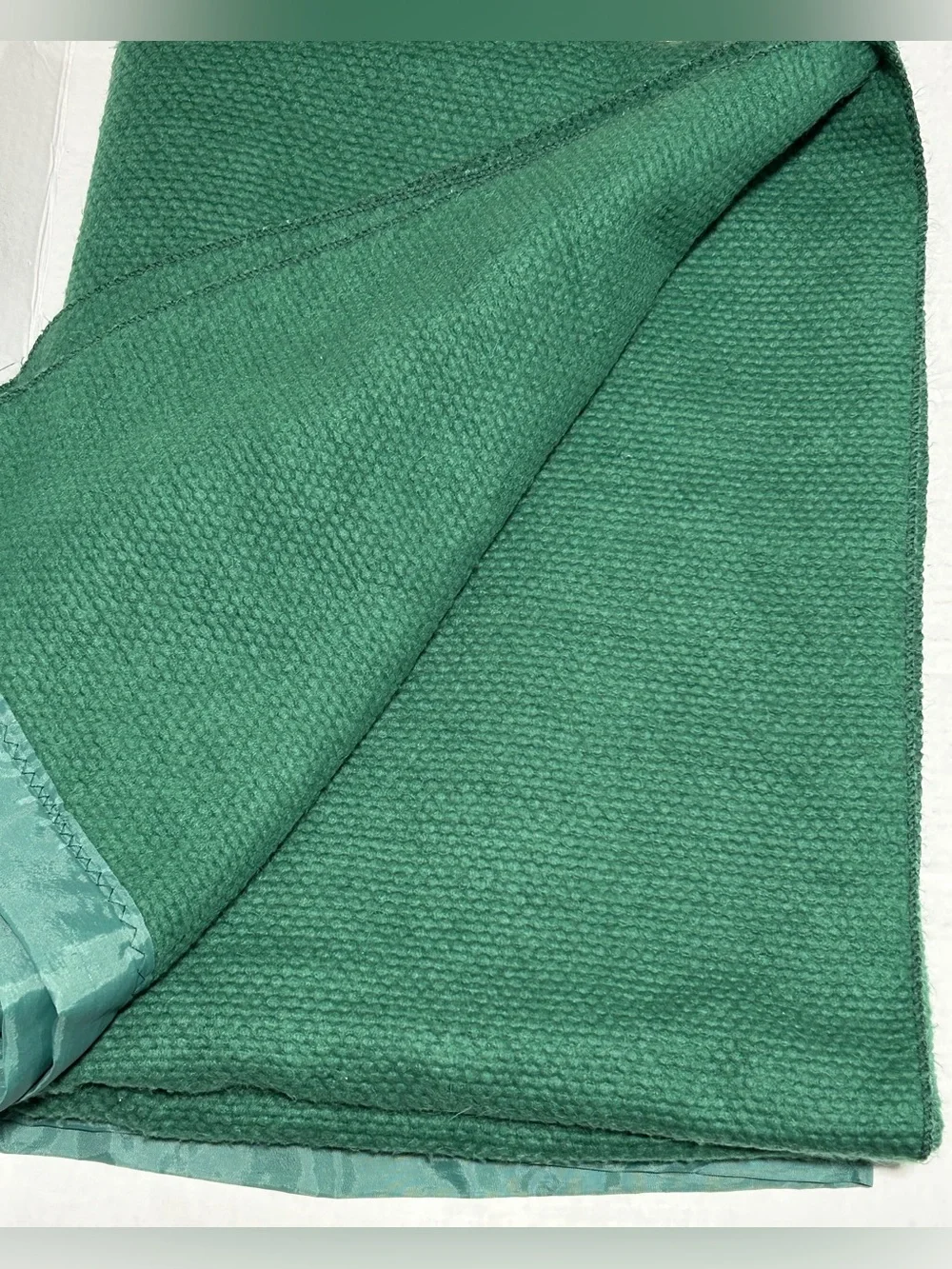 Vintage Emerald Green Textured Throw Blanket with Satin Trim